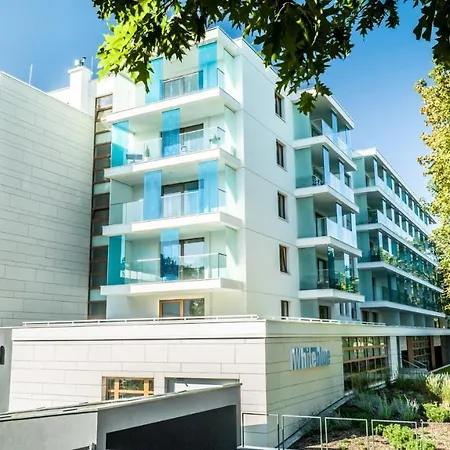 Whiteblue Апартаменты